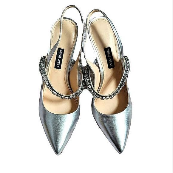 NINE WEST   - Picture 1 of 13